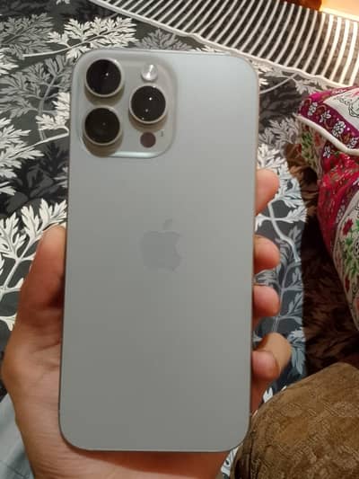 Apple iPhone 16 Pro Max