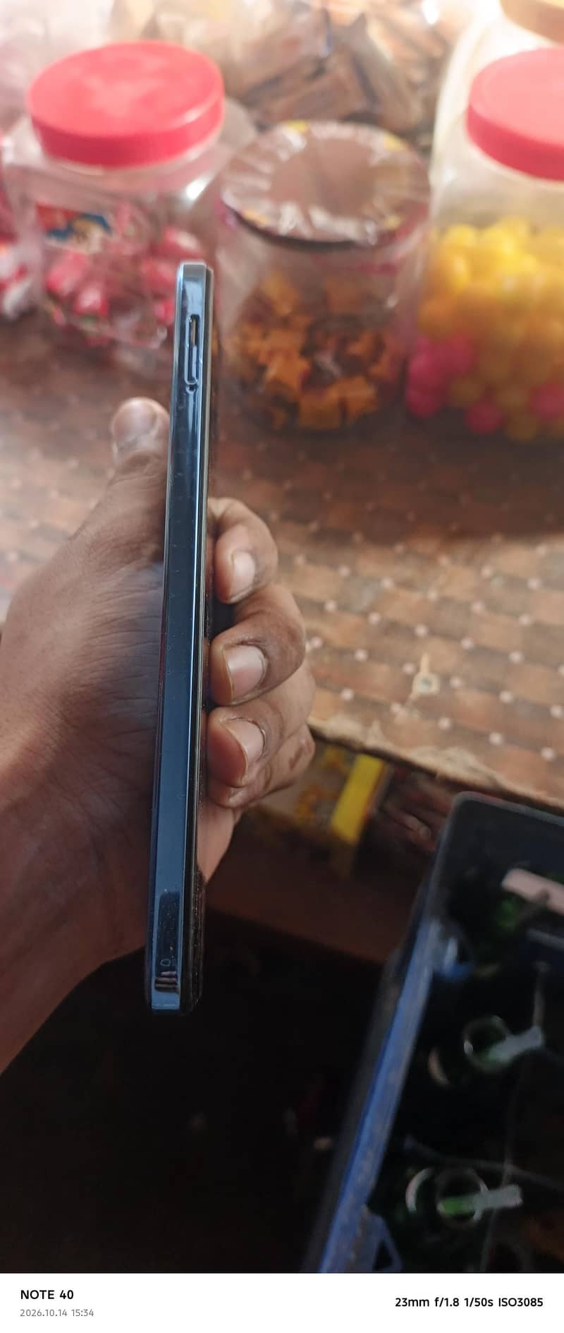 Tecno spark 10c 4