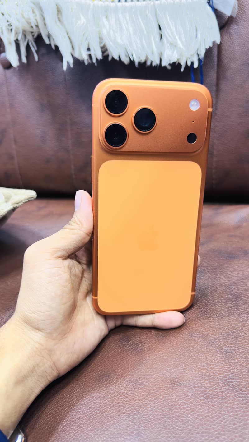 Apple iPhone 17 Pro Max 7