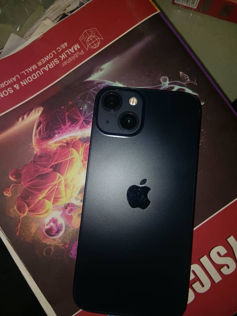 Apple iPhone 13 0