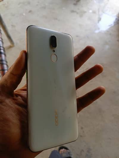 OPPO F11