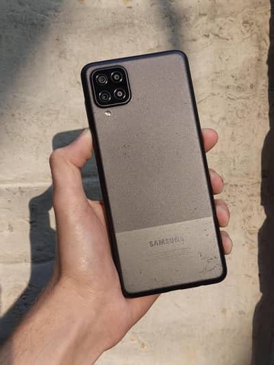 Samsung Galaxy A12
