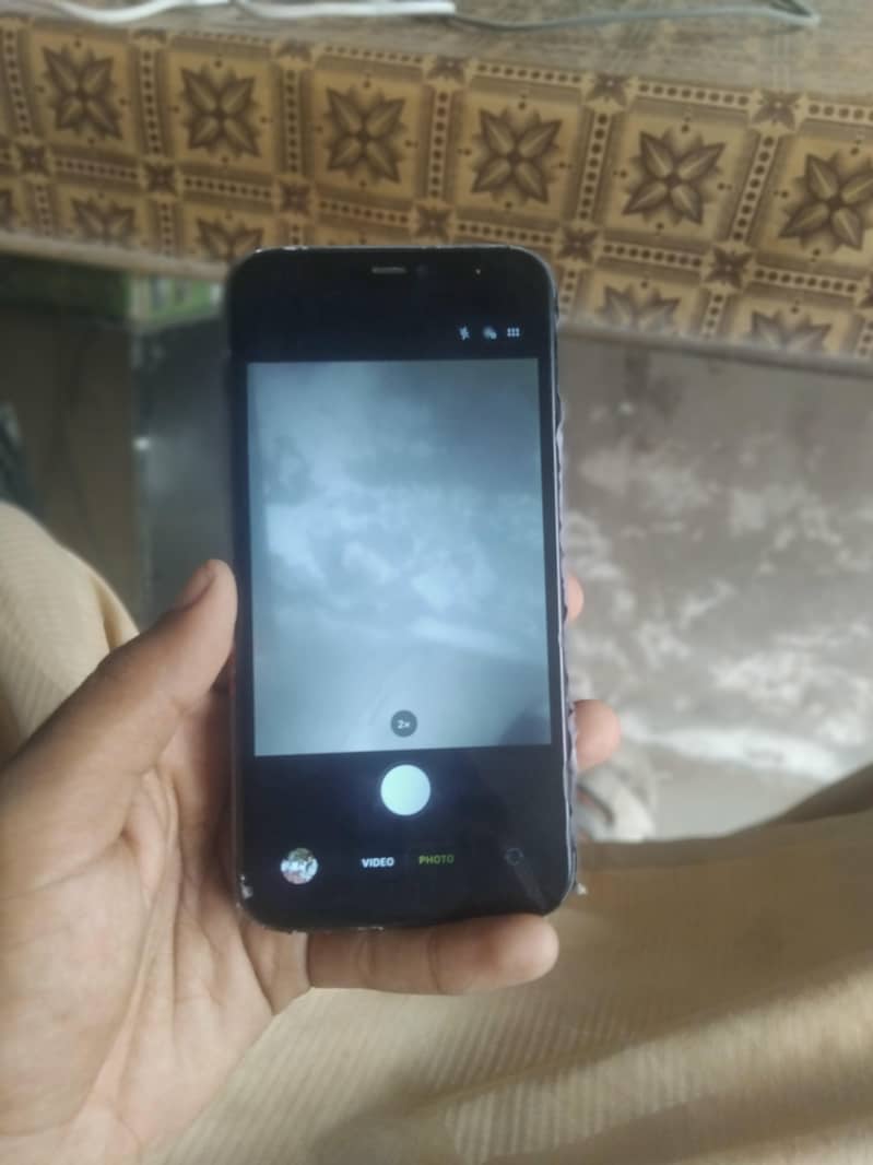 Apple iPhone 11 2