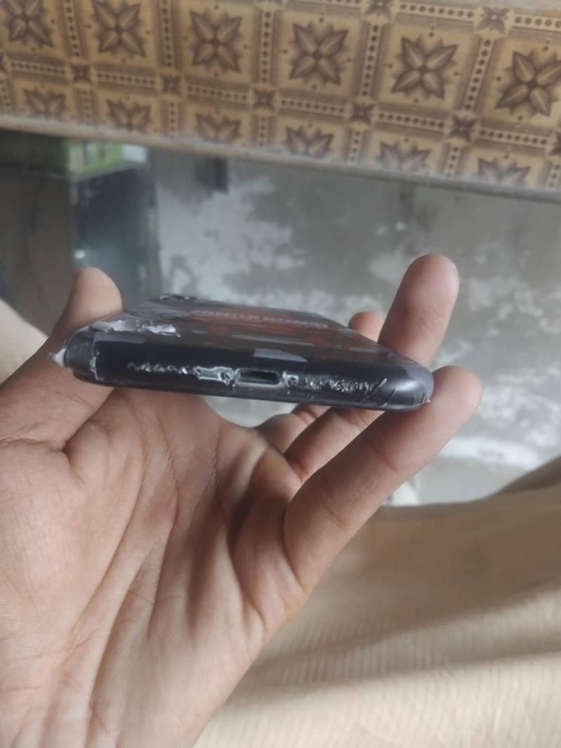 Apple iPhone 11 5