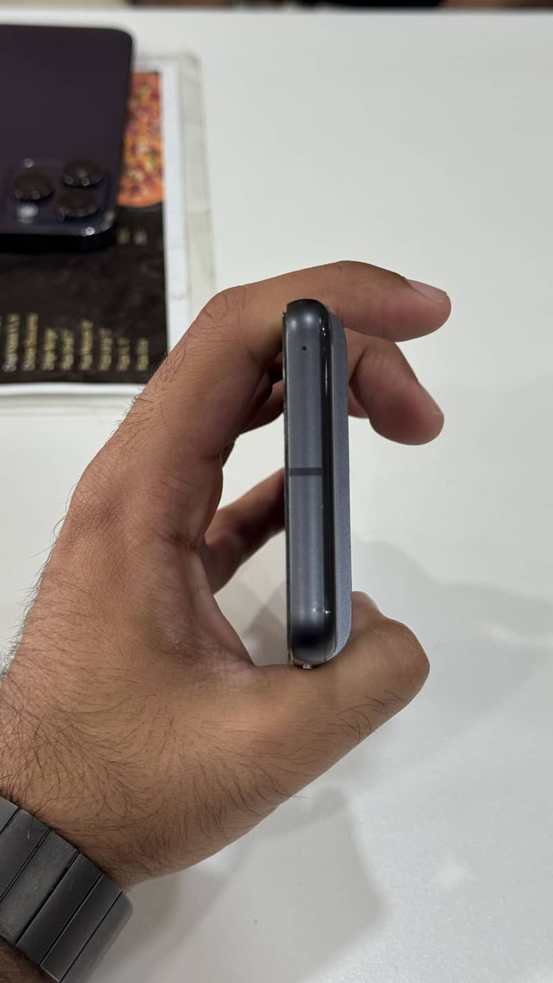 Google Pixel 8 2