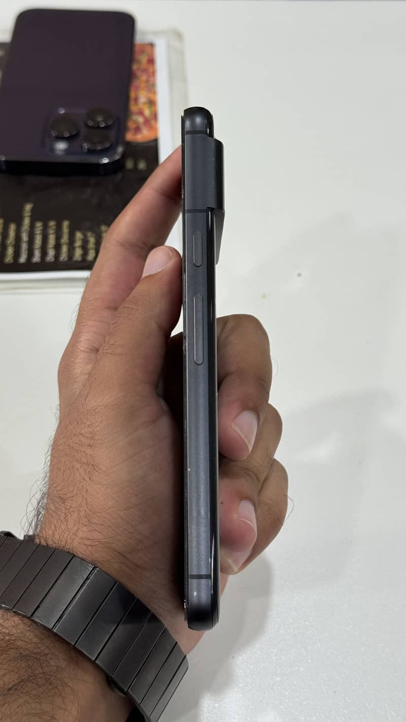 Google Pixel 8 3