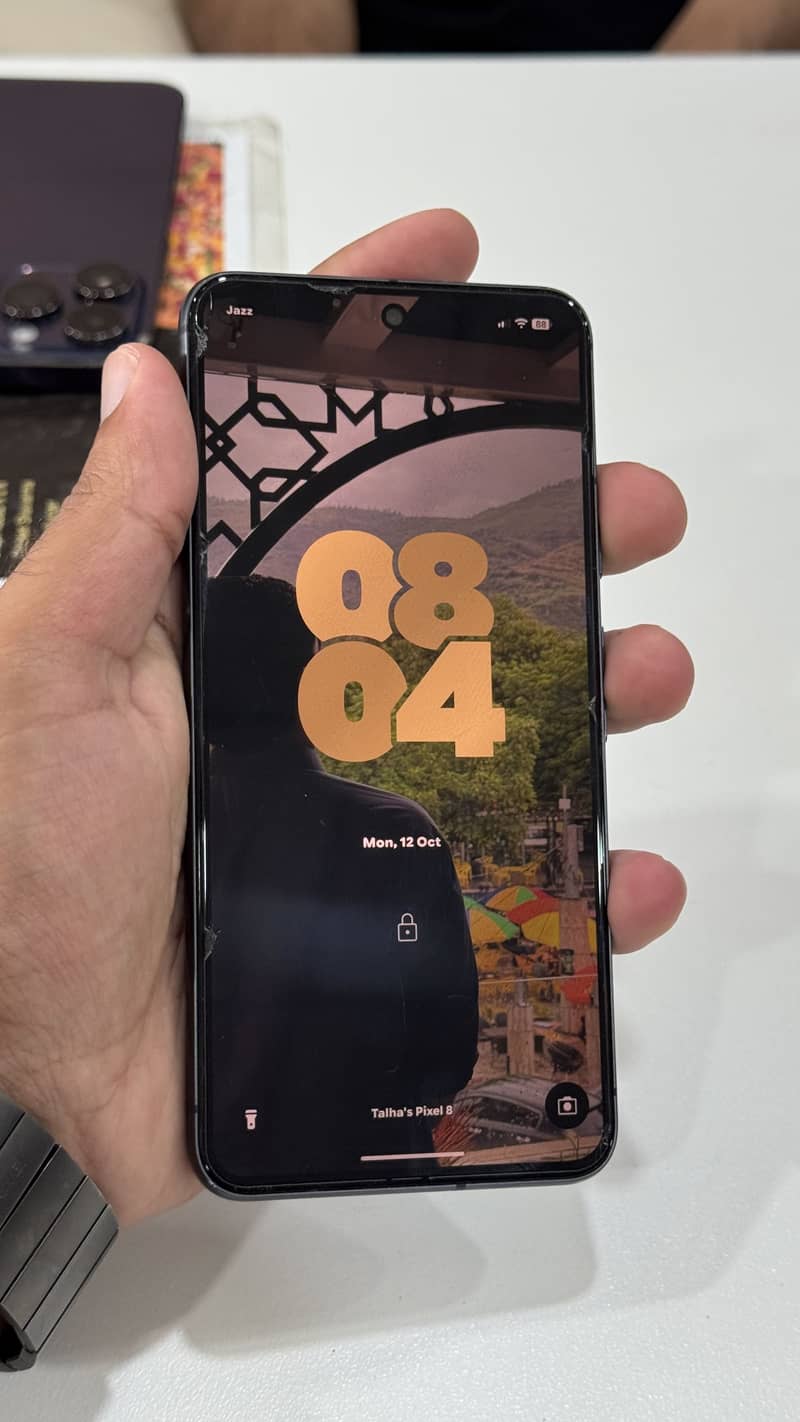 Google Pixel 8 6