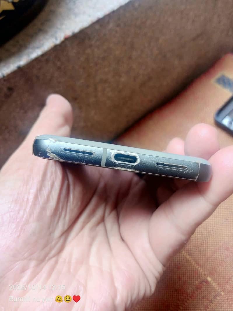 Google Pixel 8 2