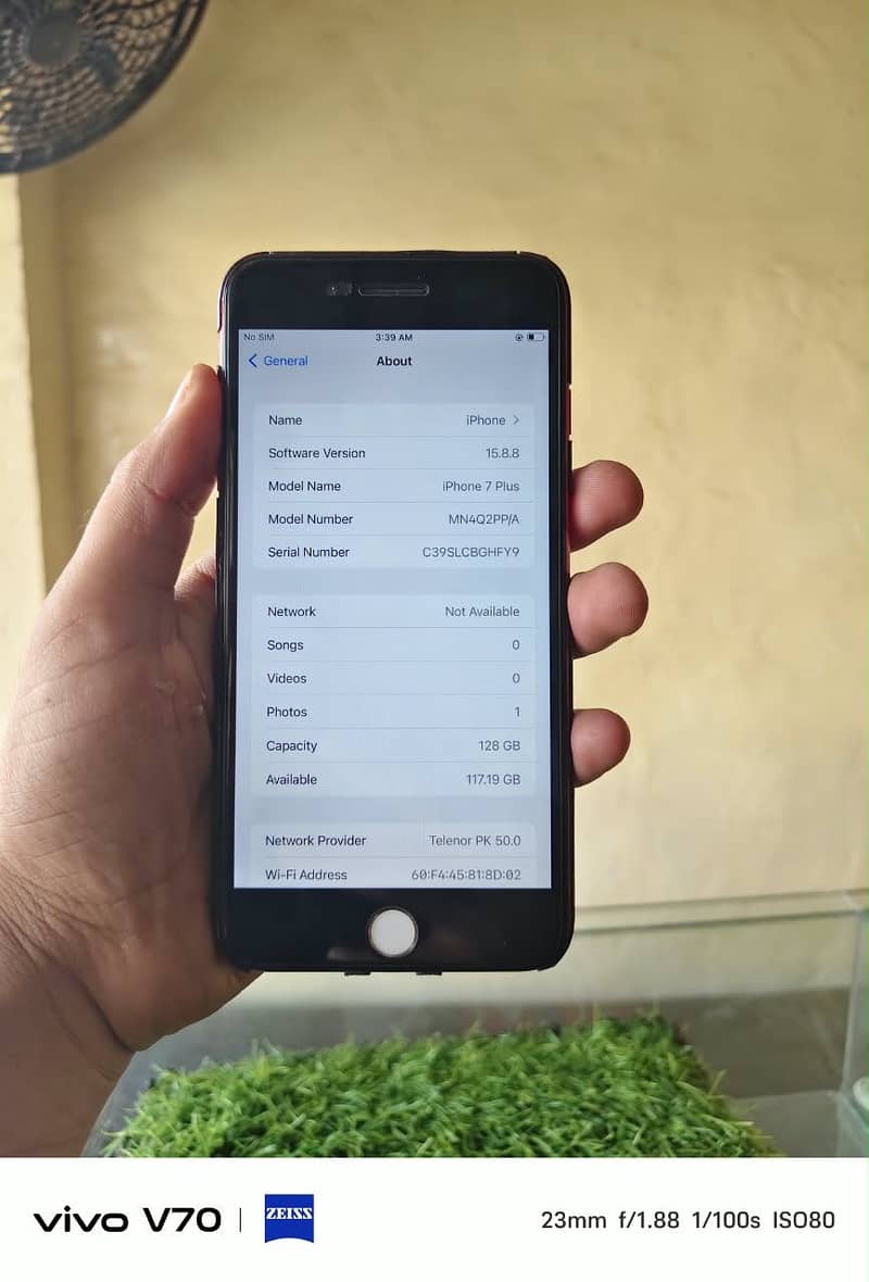 Apple iPhone 7 Plus 1