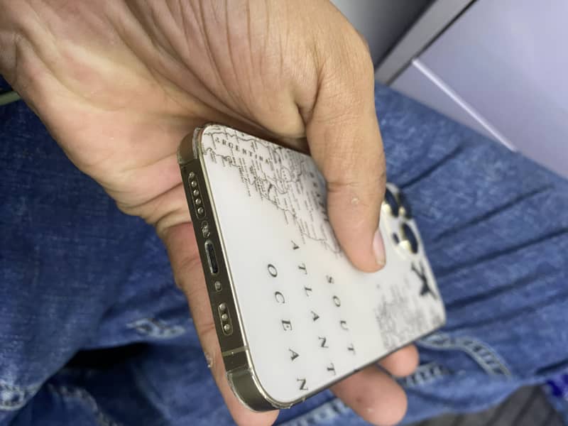 Apple iPhone 13 Pro 7