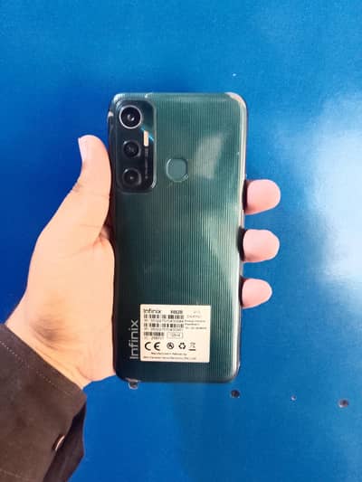Infinix Hot 11