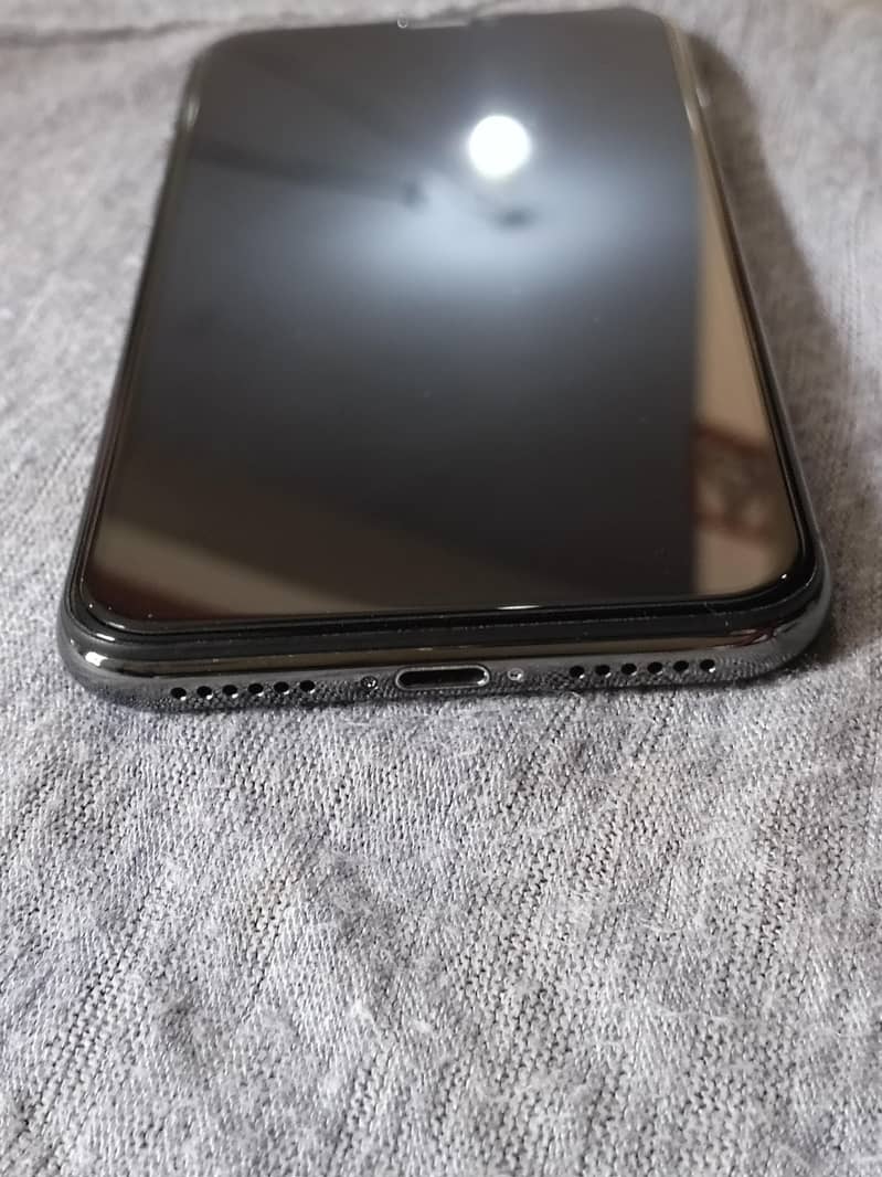 Apple iPhone X 2