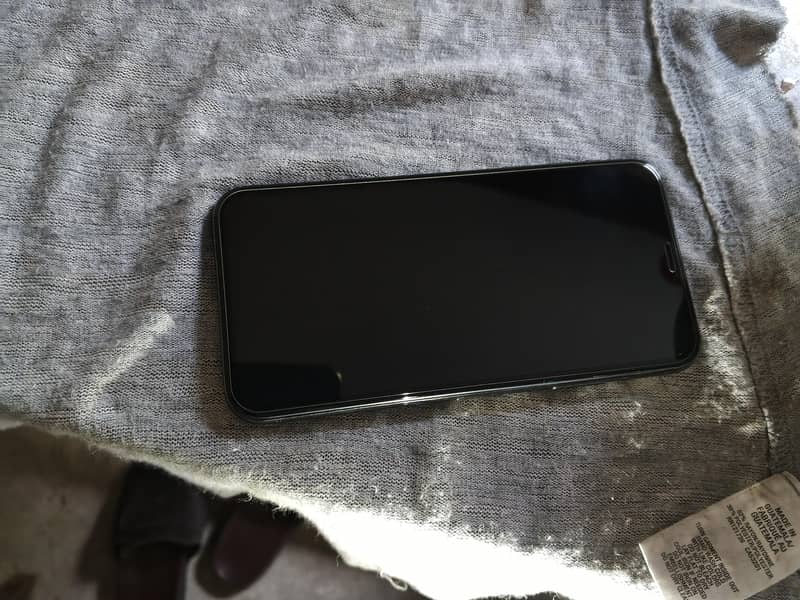 Apple iPhone X 5