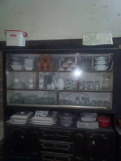 showcase send dressing table