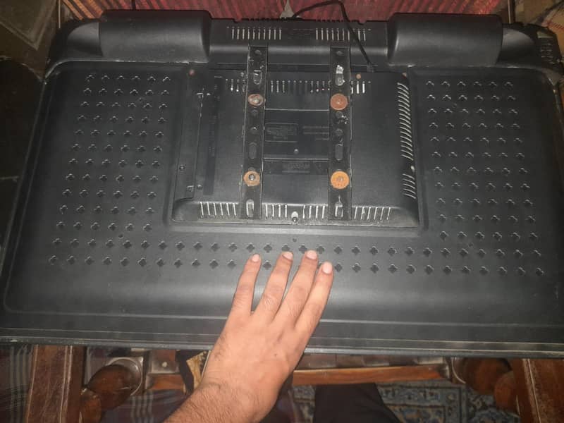 32inc LED 1