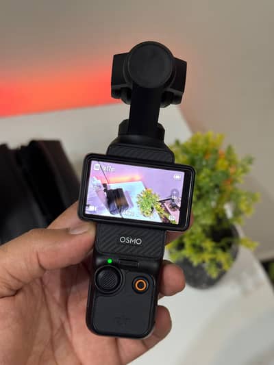DJI Osmo Pocket 3 Creator Combo — Almost New