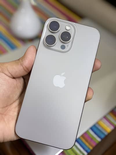 03282995494 Iphone 16 pro max 1TB factory unlock LLA