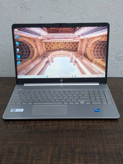 HP Laptop 15 Core i3 11th Generation 8gb 256gb 15.6 inches