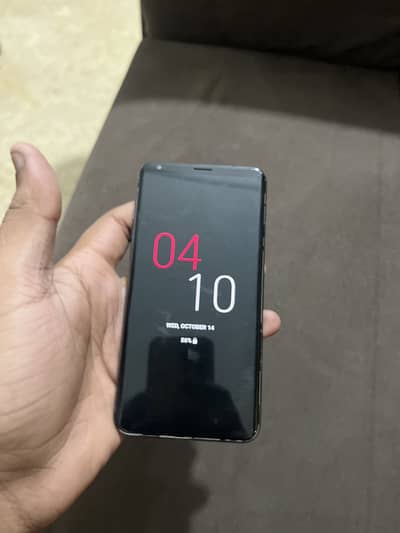 LG V30