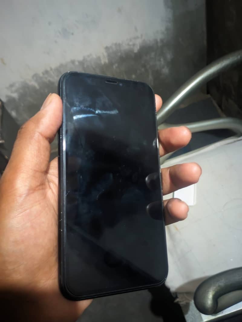 Apple iPhone XR 6