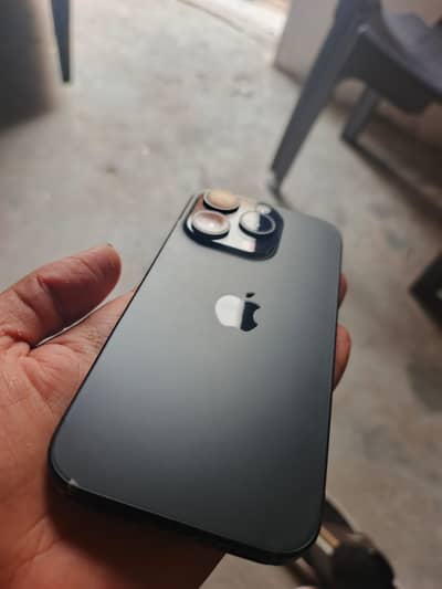 Apple iPhone 15 Pro