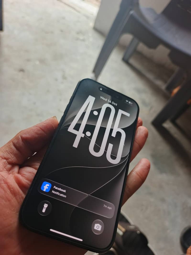 Apple iPhone 15 Pro 2