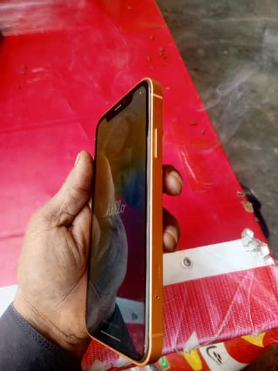 Apple iPhone XR