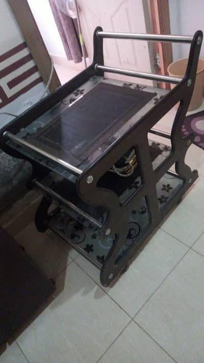 Serving trolley