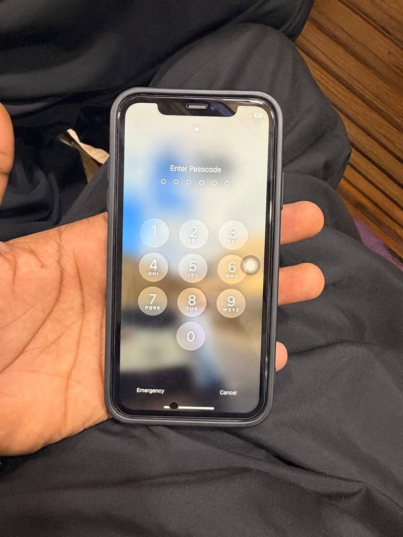 Apple iPhone 11 9