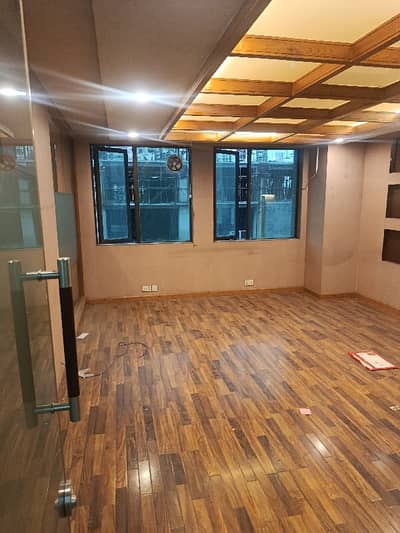 575 Sqft Office Available For Rent On Main Boulevard Gulberg