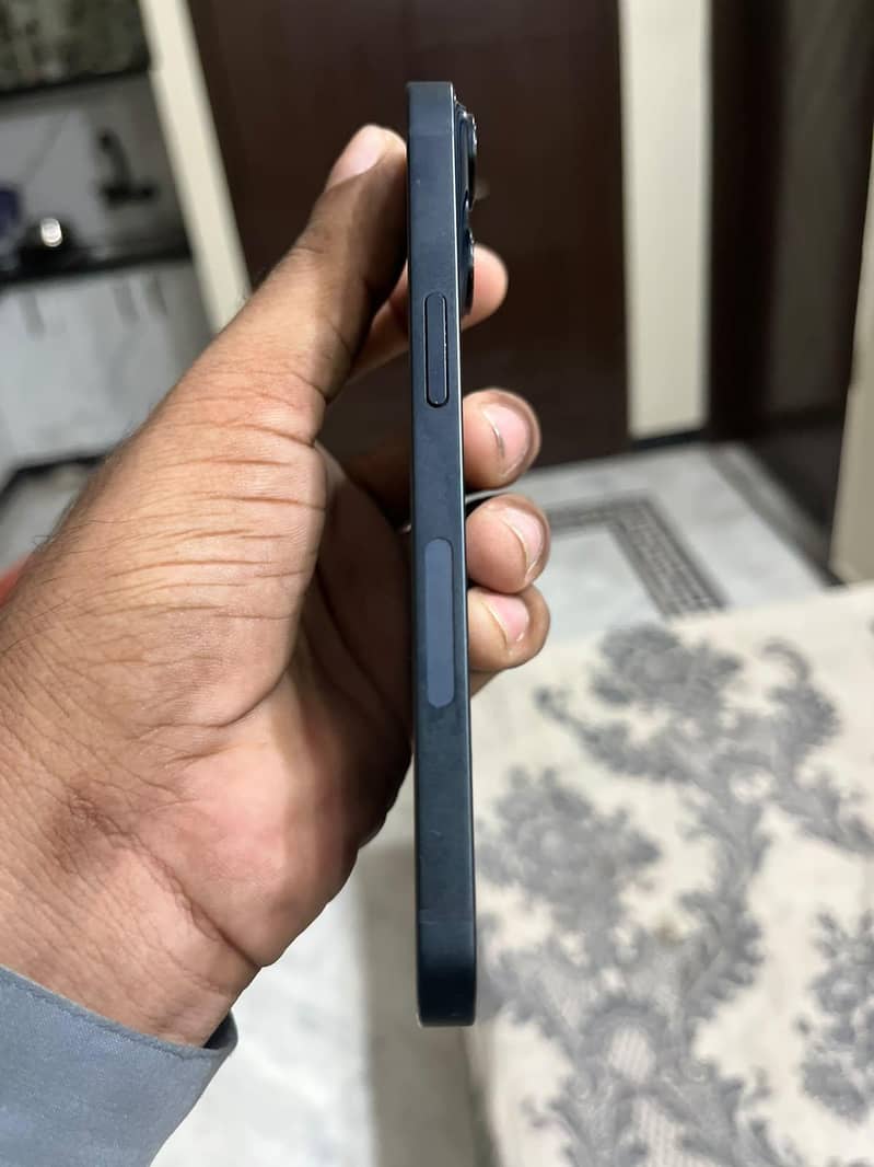Apple iPhone 14 1