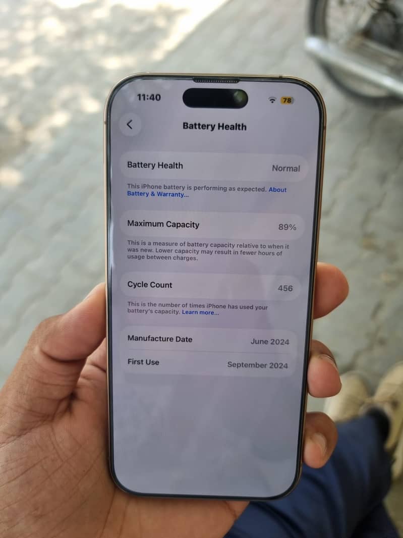 Apple iPhone 16 Pro 6