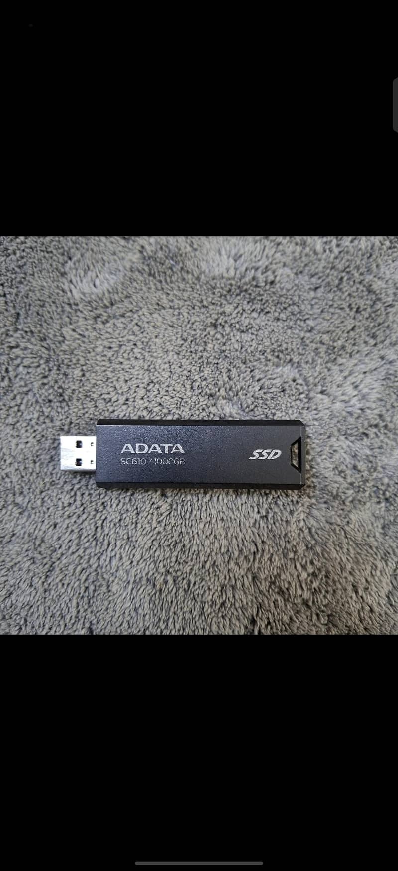 ADATA 1000 GB SSD 0