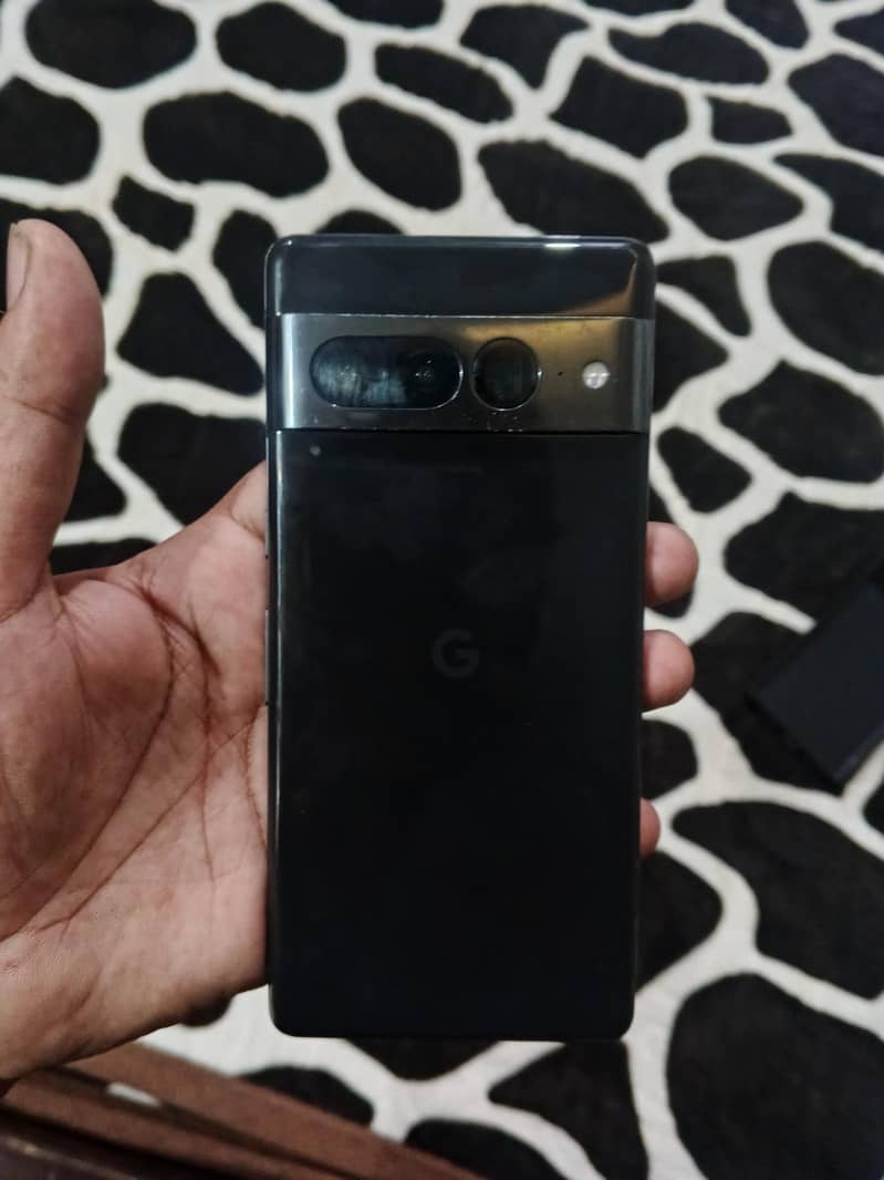 Google Pixel 7 Pro 4