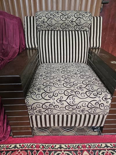 7 Seater sofa available for sale