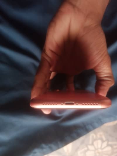 iPhone XR 128GB with Original Box | All OK (Minor Back Crack)