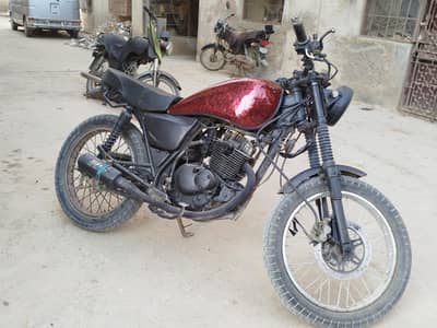 Suzuki Gs 150 In to Cafe Racer