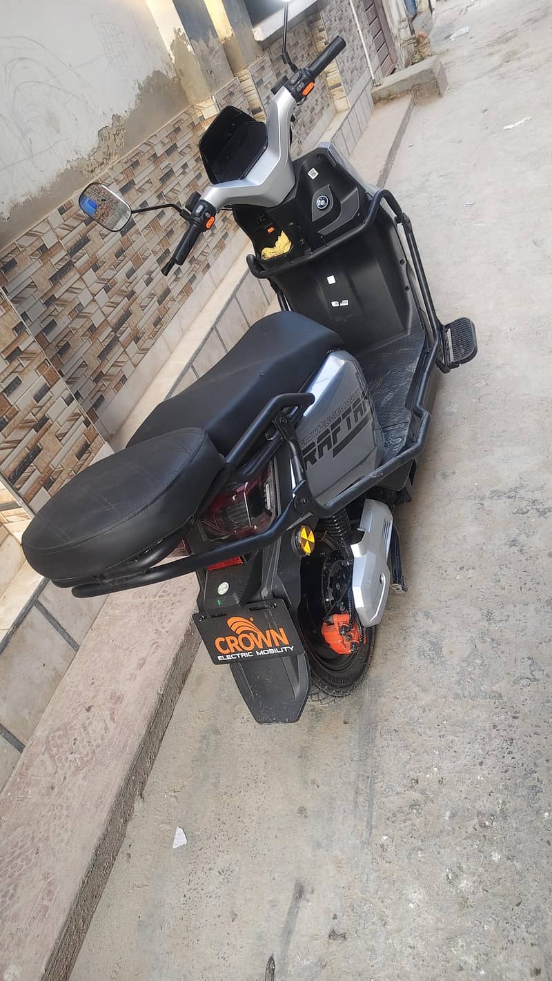 Crown Raftaar pro 2