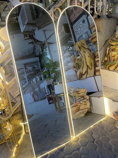 Standing led mirrors in all sizes