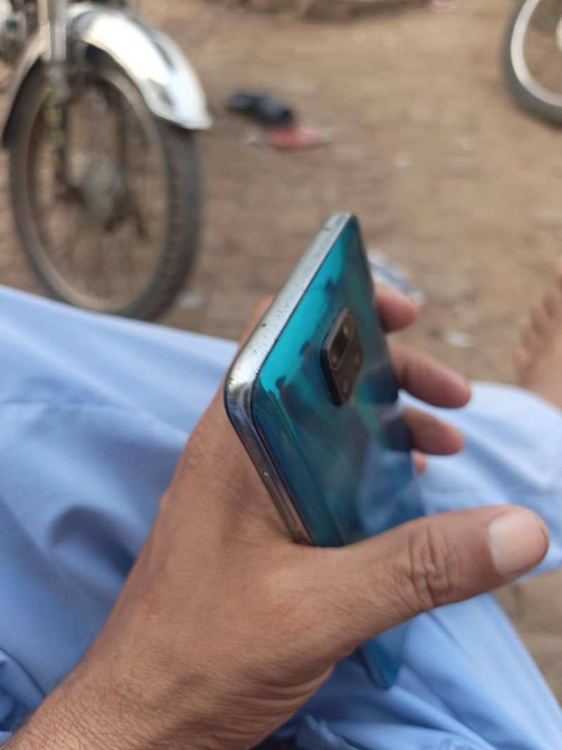 Xiaomi Redmi Note 9S 1