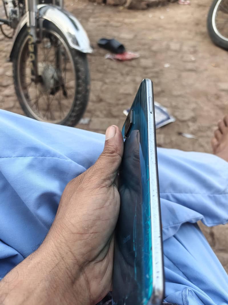 Xiaomi Redmi Note 9S 2