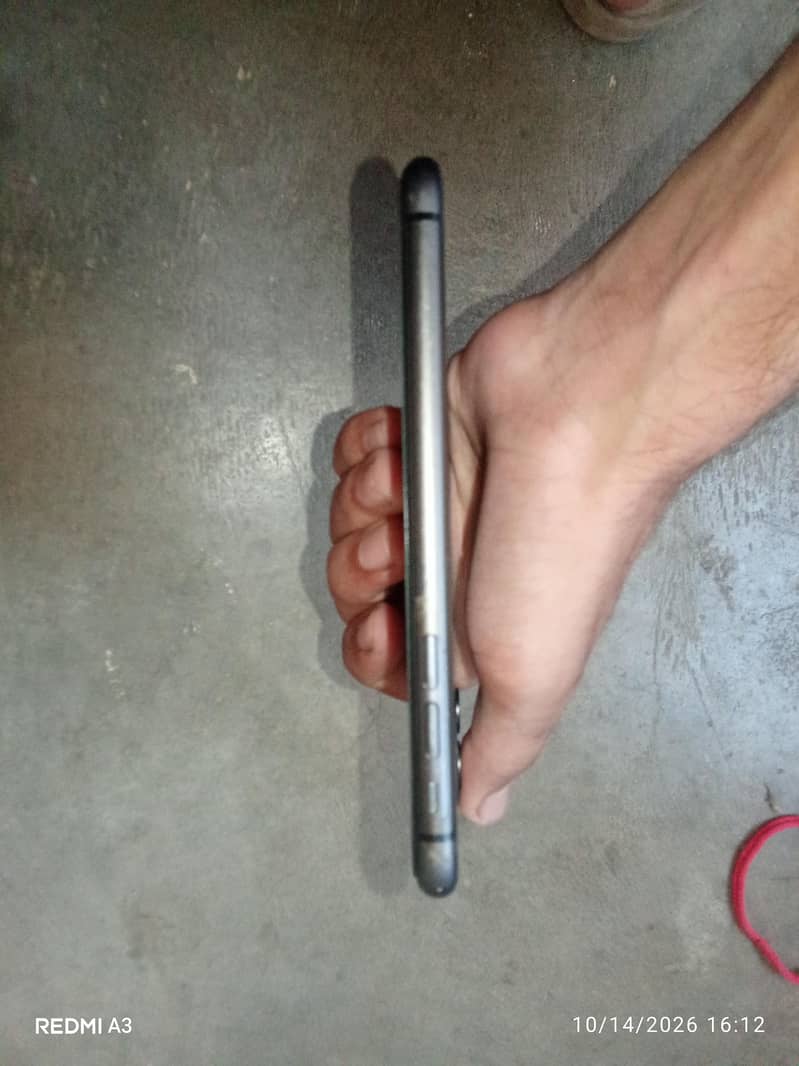 Apple iPhone 11 1
