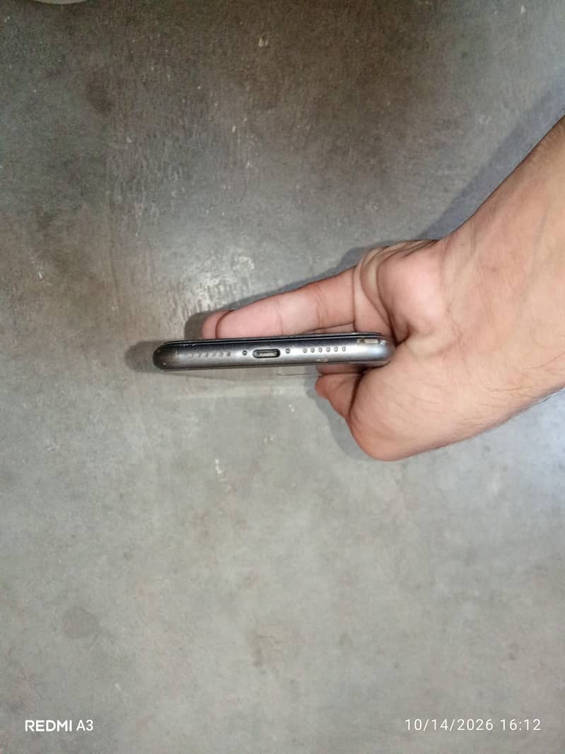 Apple iPhone 11 2