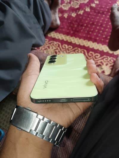 Vivo Y100