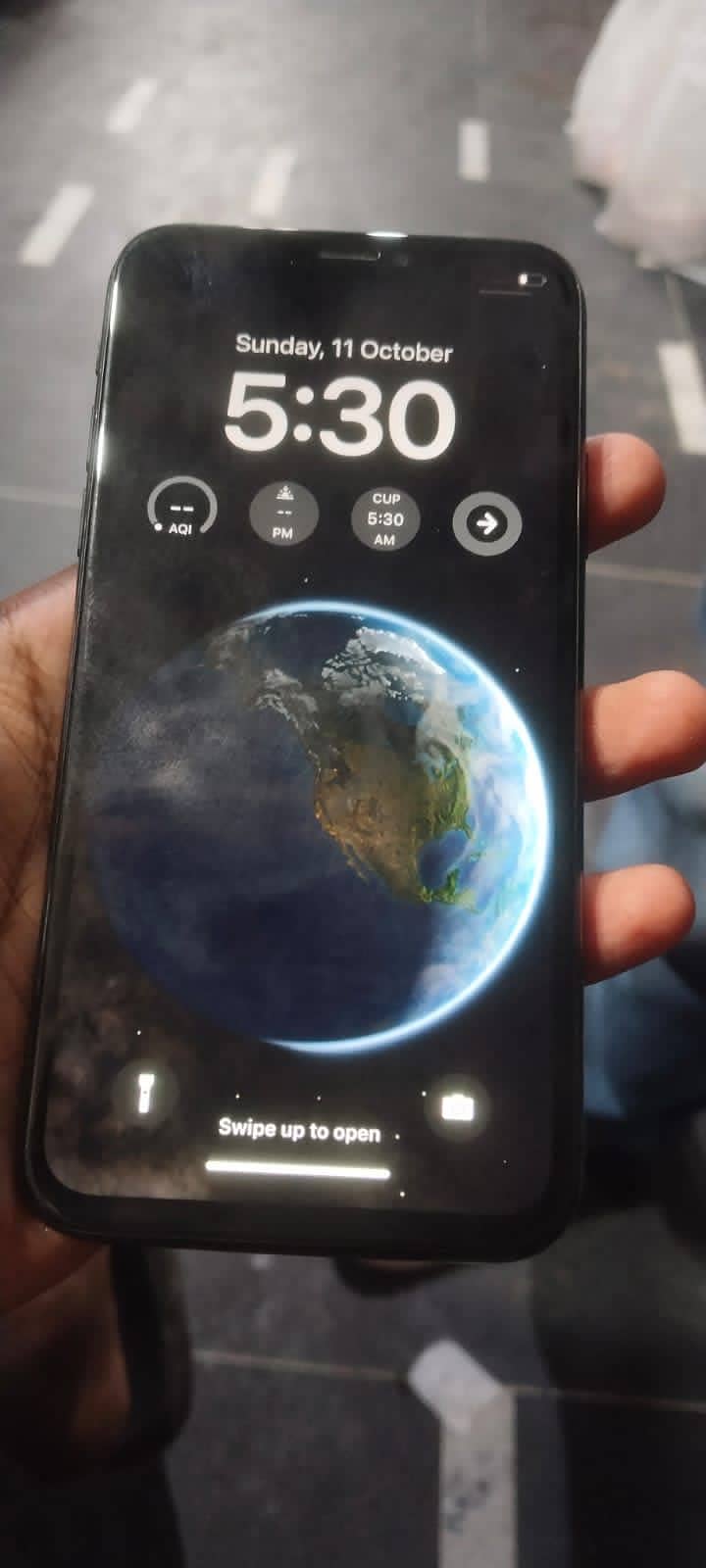 Apple iPhone X 3