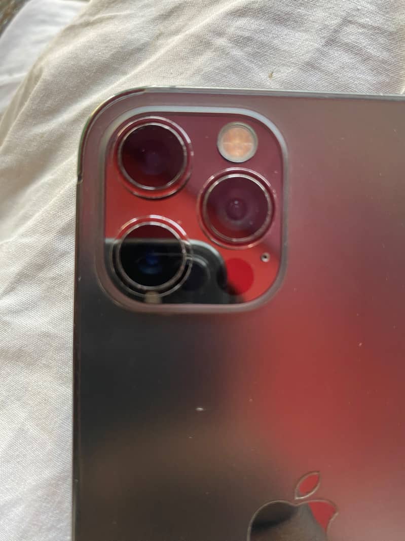 Apple iPhone 12 Pro 3
