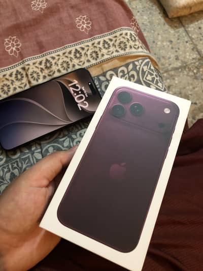 Apple iPhone 18 Pro Max 256GB Burgundy