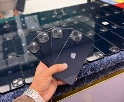 Apple iPhone 13
