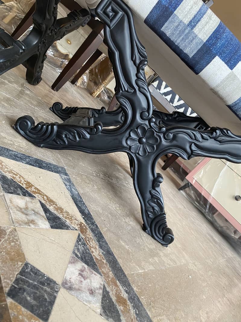 2 elegant stools 6