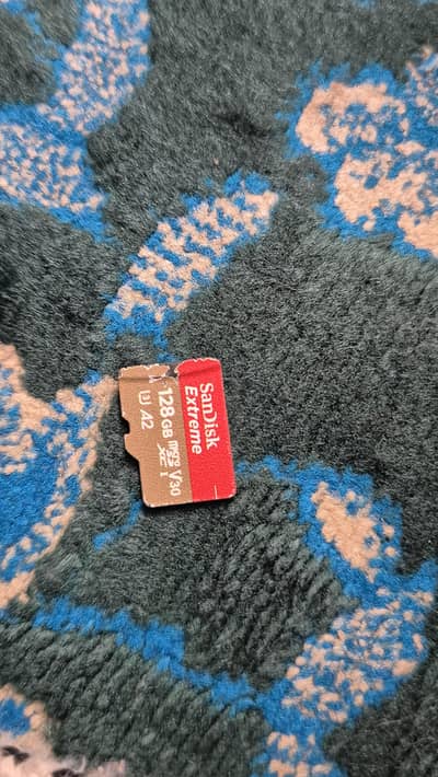128GB MicroSD Card for Mobile Phones and Action Cameras